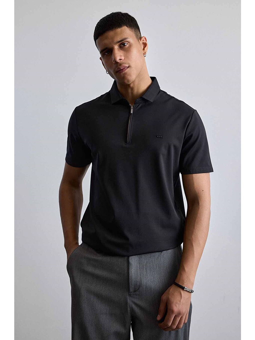 Erkek Slim Fit Yarım Fermuarlı Basic Polo Yaka T-Shirt Siyah-2