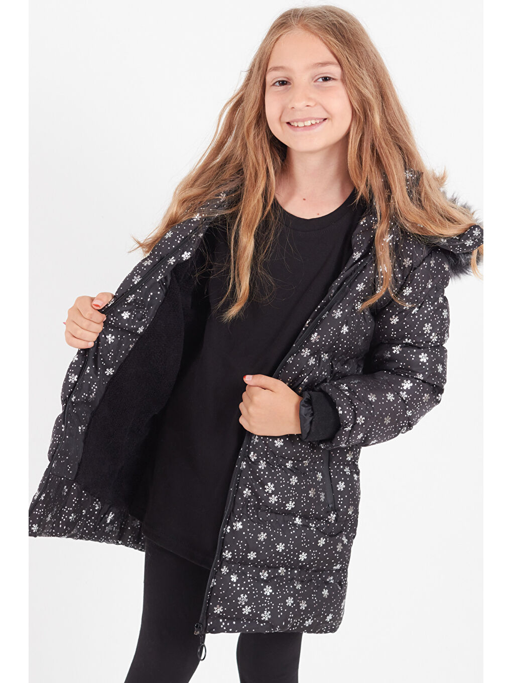 Siyah Kız Çocuk Mont Kar Desenli Kapüşonlu Şişme Mont 14530-2