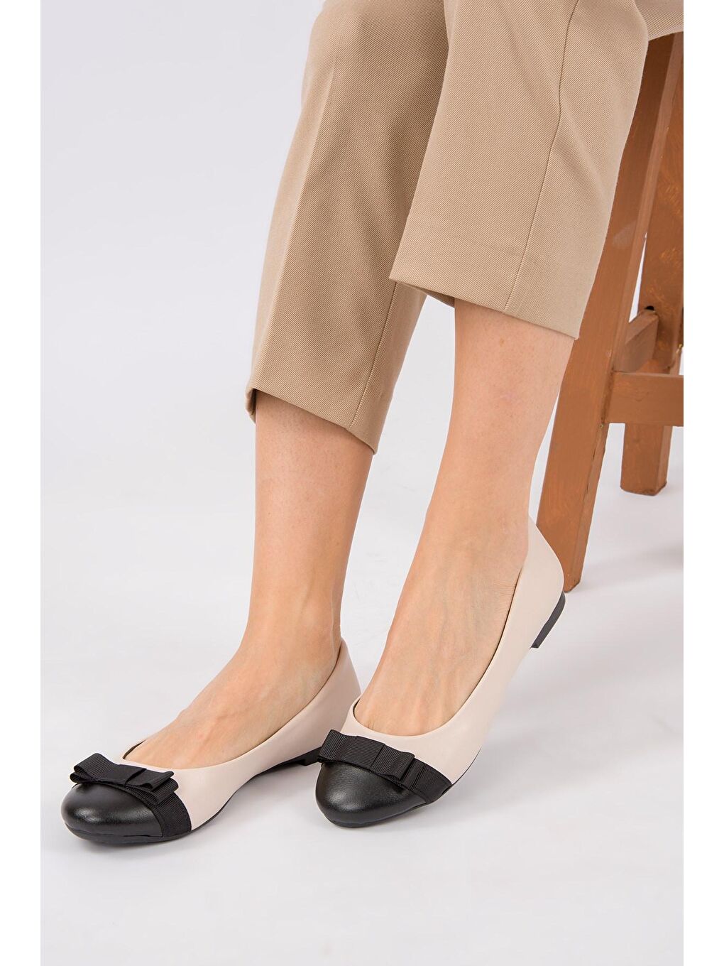 Bej Ten/Siyah Kadın Babet D726019509-1