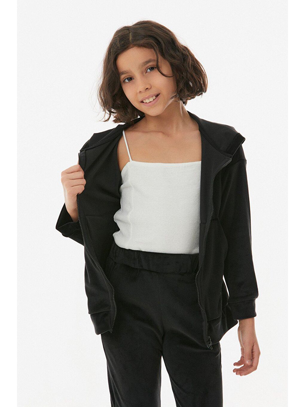 Siyah Kapüşonlu Kadife Kız Çocuk Takım