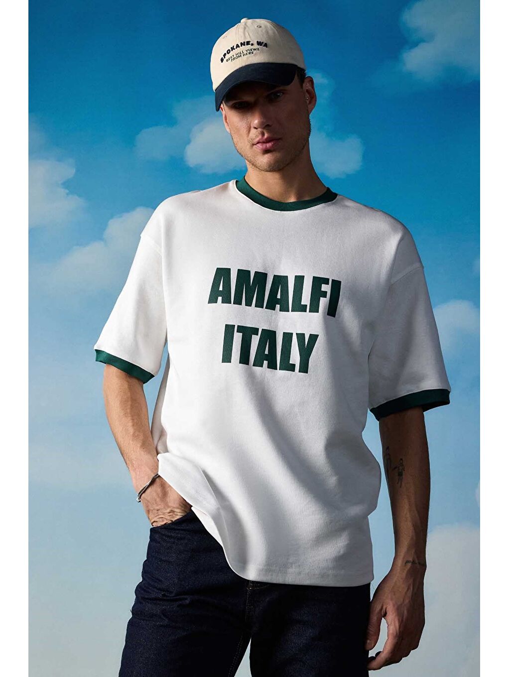 Lila Erkek Oversize Şehir Serisi Kontrast Yaka T-Shirt Ekru / Yeşil-2