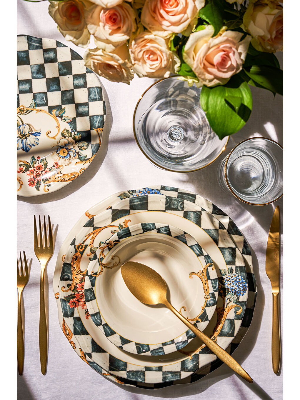 Beyaz Victoria 24 Parça 6 Kişilik Yemek Takımı-7