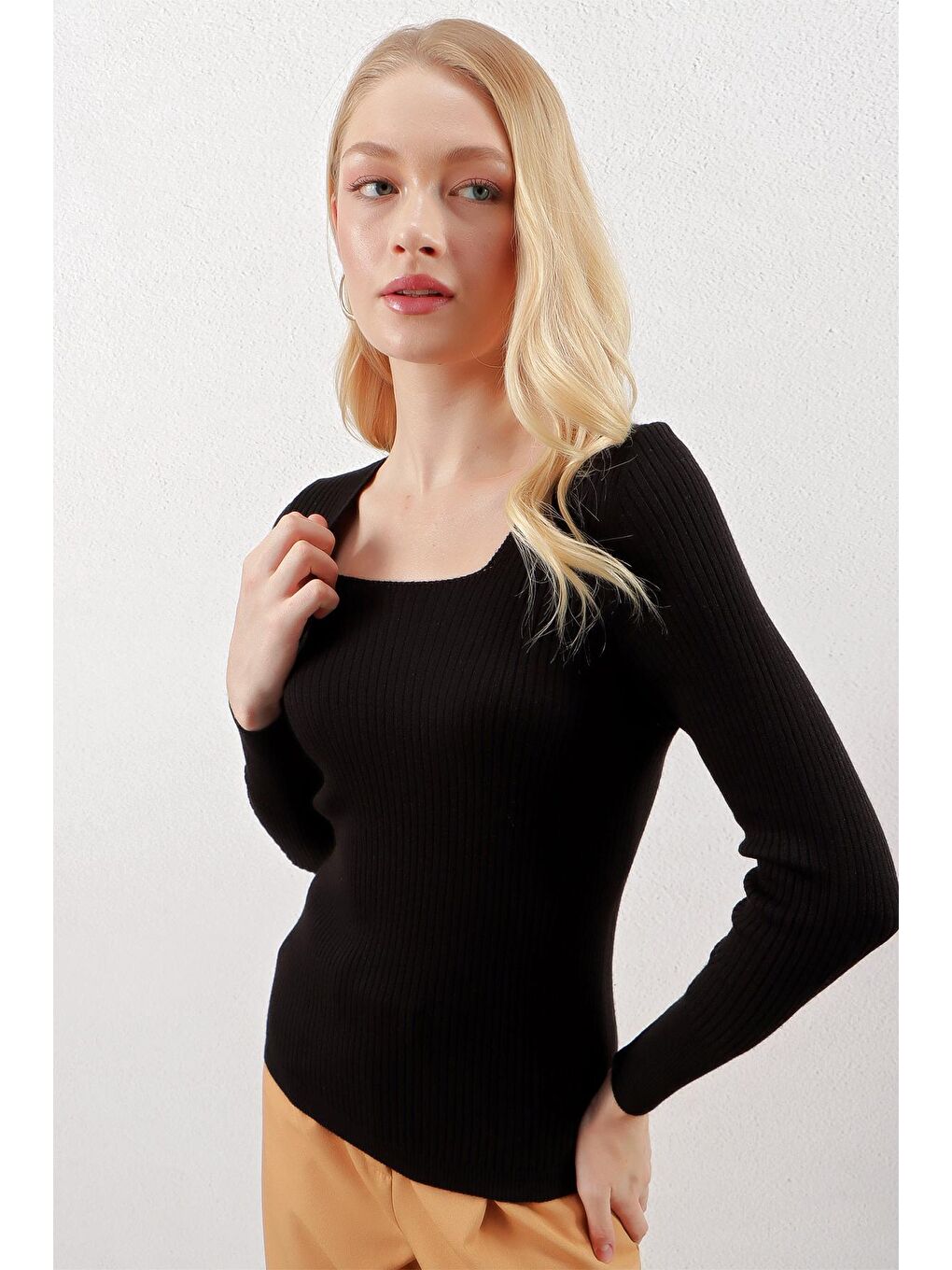 Kadın Siyah Kare Yaka Fitilli Basic Body Triko Kazak-3