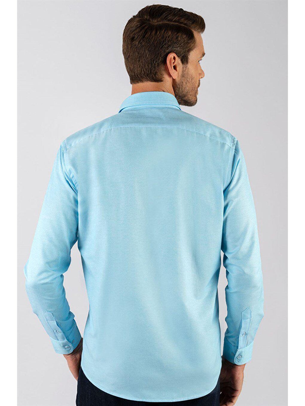 Erkek Regular Fit Klasik Kesim Pamuklu Oxford Doku Tek Cepli Turkuaz Düğmeli Yaka Gömlek-4