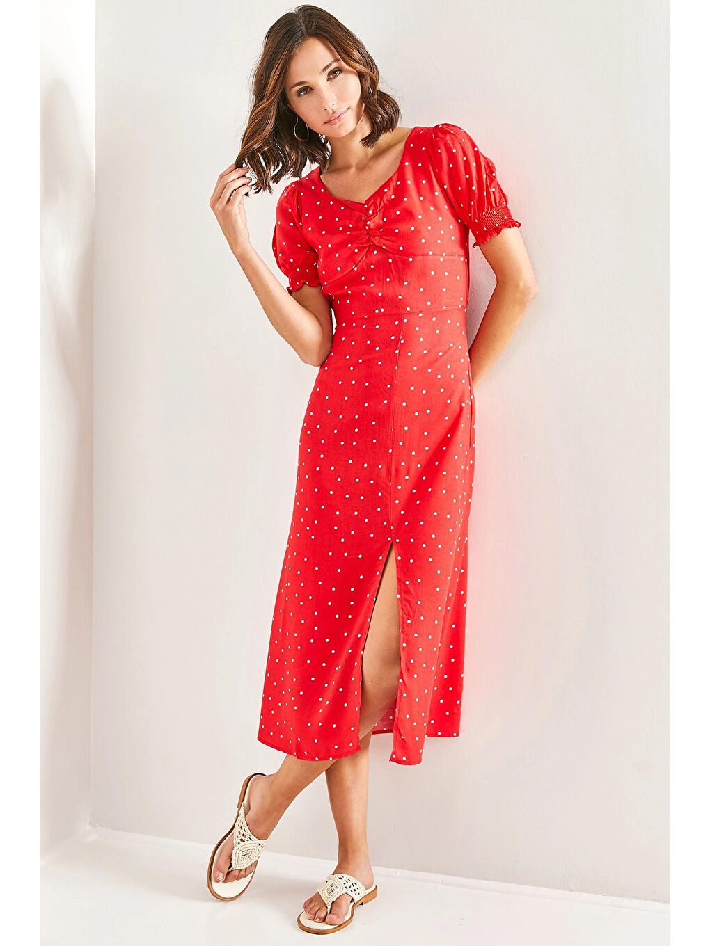Kırmızı Kadın Önü Büzgülüi Puantiyeli Elbise