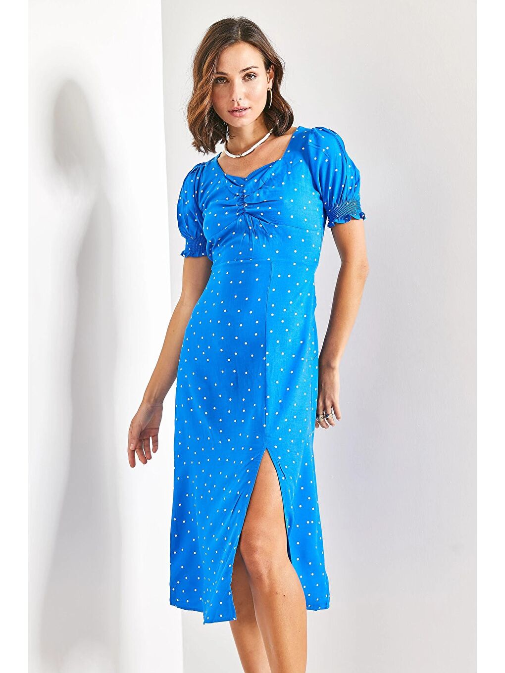 Mavi Kadın Önü Büzgülüi Puantiyeli Elbise-3