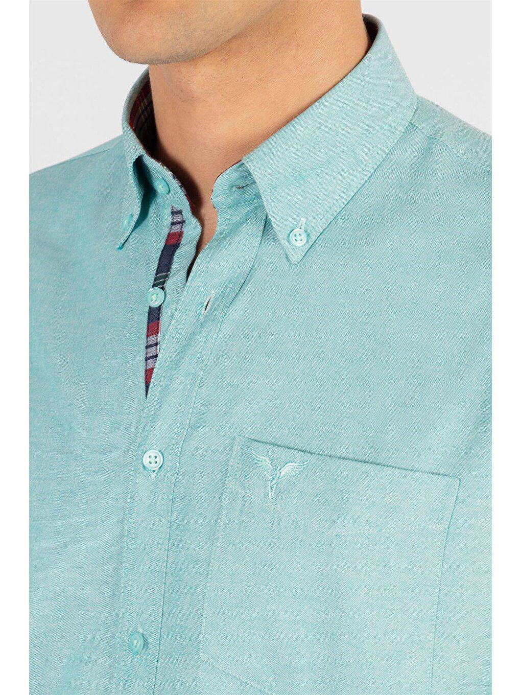 Erkek Regular Fit Klasik Kesim Pamuklu Oxford Doku Tek Cepli Turkuaz Düğmeli Yaka Gömlek-2