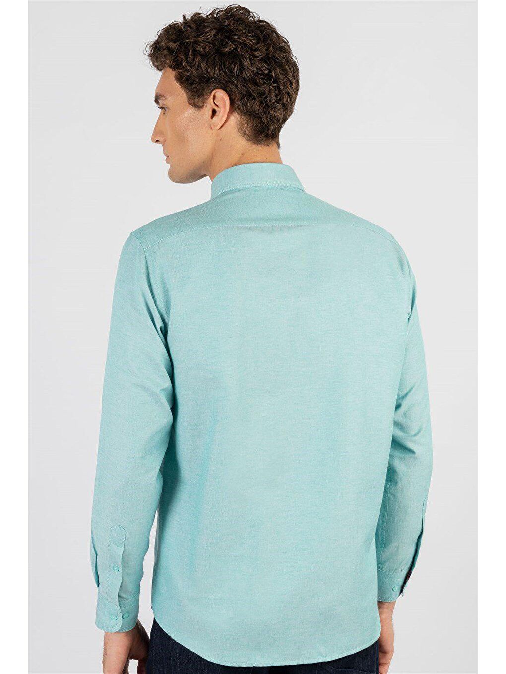 Erkek Regular Fit Klasik Kesim Pamuklu Oxford Doku Tek Cepli Turkuaz Düğmeli Yaka Gömlek-4