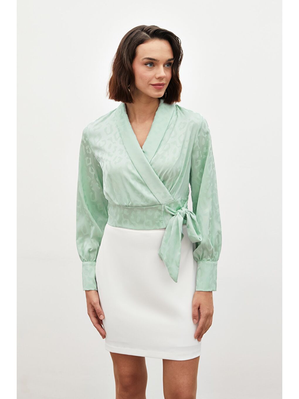 Yeşil Yan Kuşaklı Saten Bluz - Mint-1