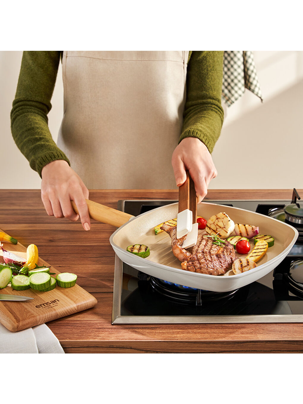 Bej Swiss Crystal Kare Tava 28 cm-8