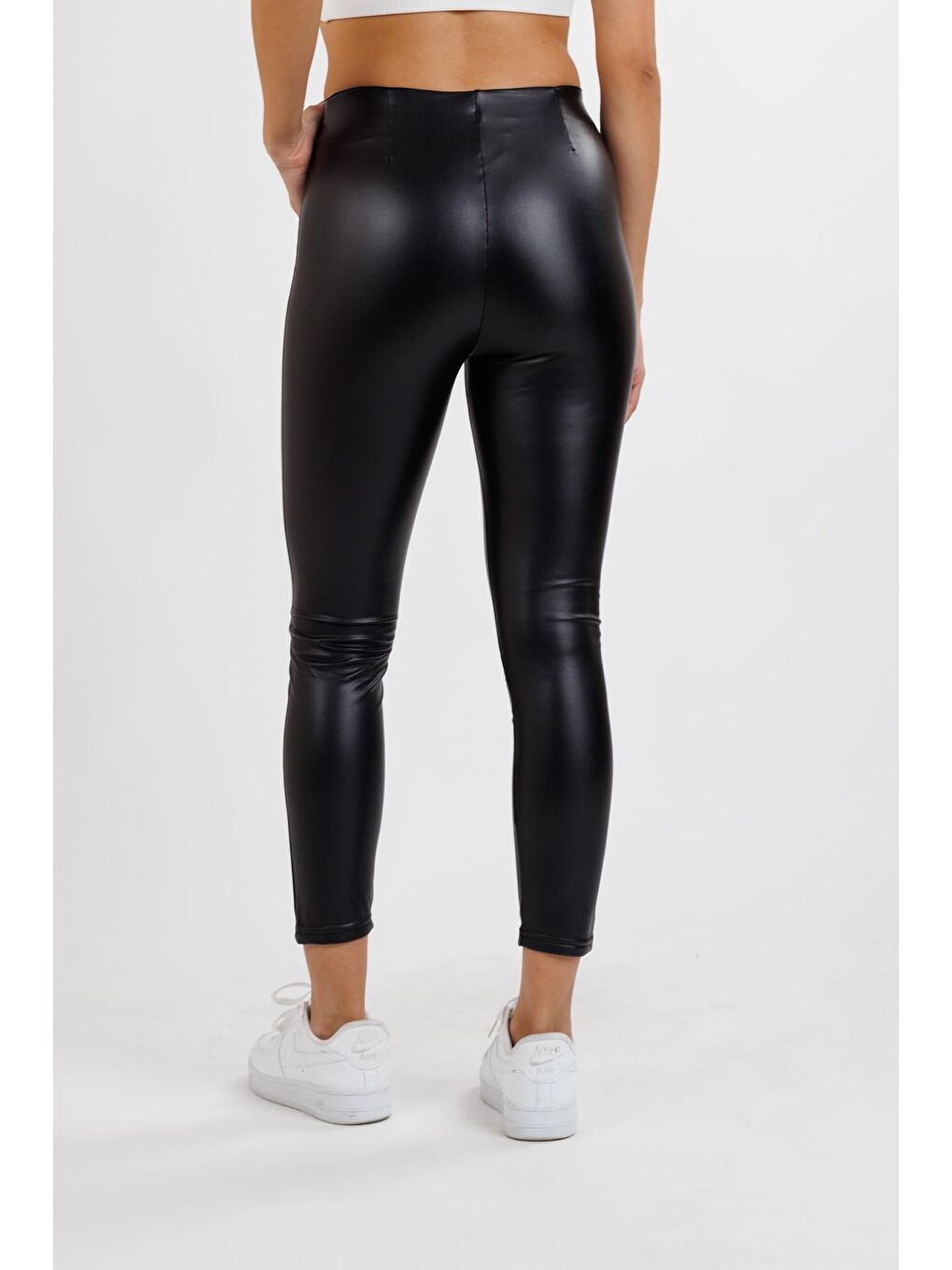 Kadın Siyah Önü Bağcıklı Korsaj Detay Deri Tayt-3