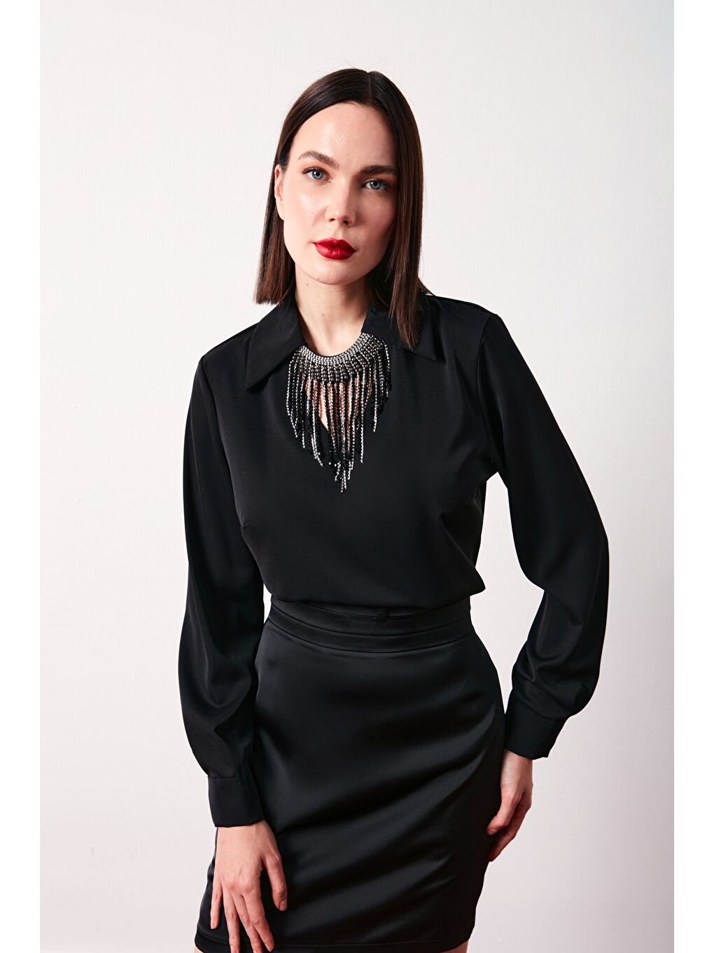 Kolyeli Salaş Bluz - Siyah-6