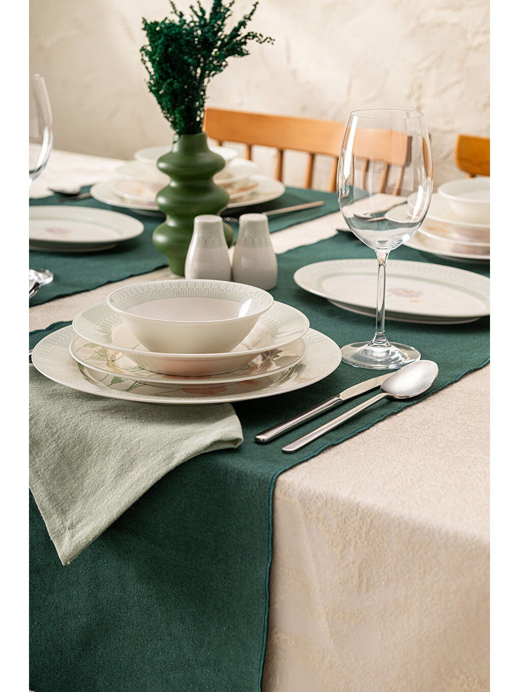 Beyaz New Bone Poppy 28 Parça 6 Kişilik Yuvarlak Yemek Takımı-3