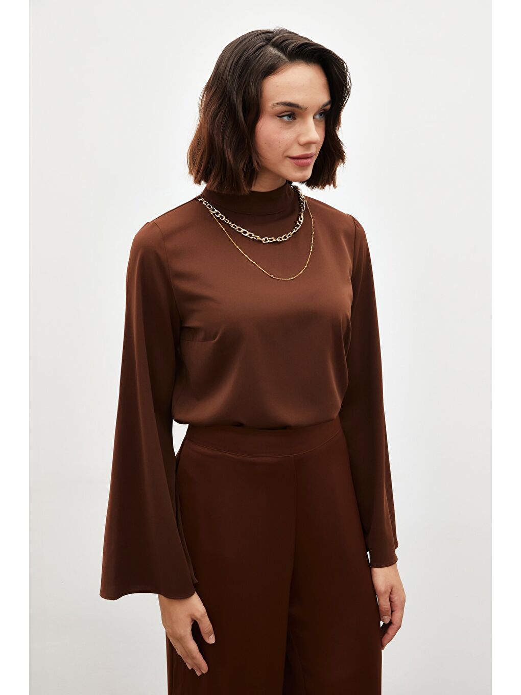 Kahverengi Kolyeli İspanyol Kol Bluz - Kahve-3