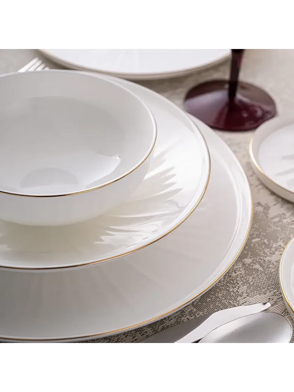 Beyaz Sirius Gold Fine Bone 59 Parça 12 Kişilik Yemek Takımı-9