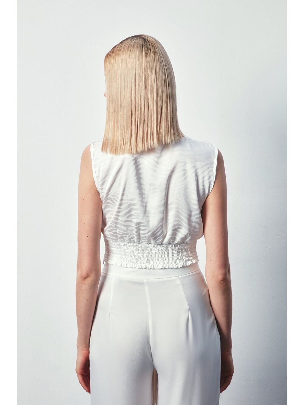 Kruvaze Desenli Saten Bluz - Ekru-6