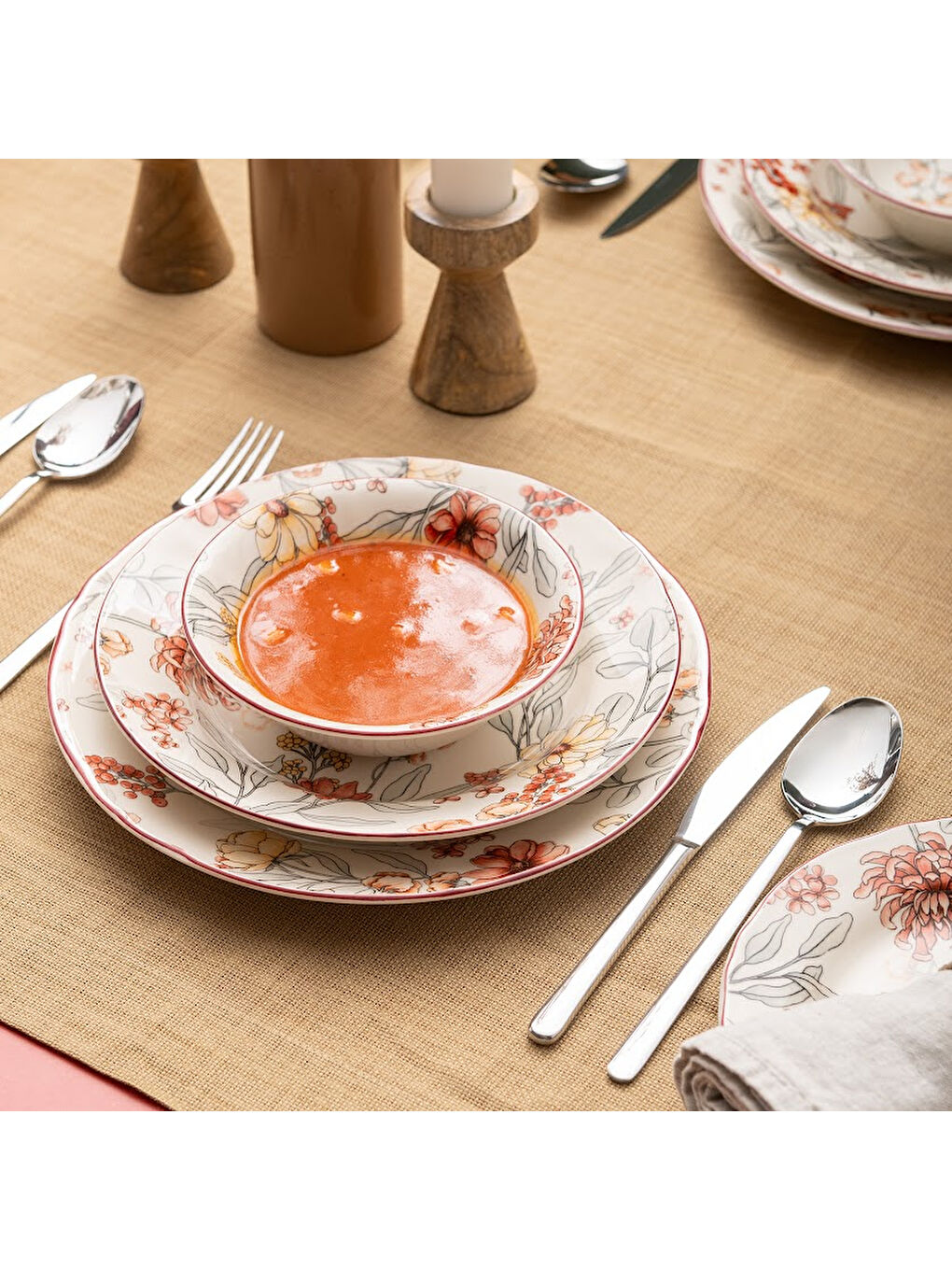 Beyaz İstanbul Porselen Ayasofya 24 Parça 6 Kişilik Yemek Takımı-9