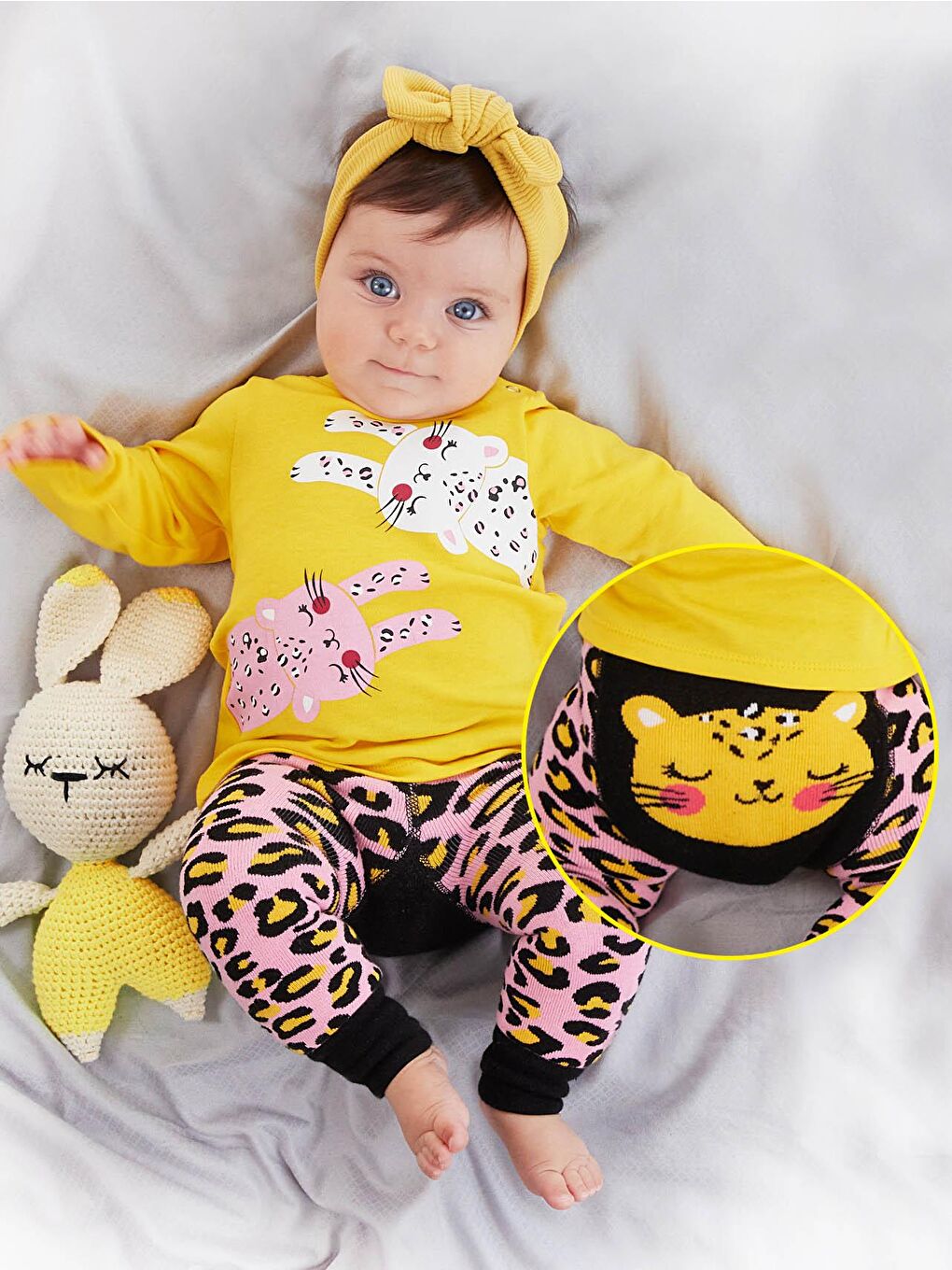 Denokids Karışık Leopar Kız Bebek T-shirt Tayt-Pantolon Takım