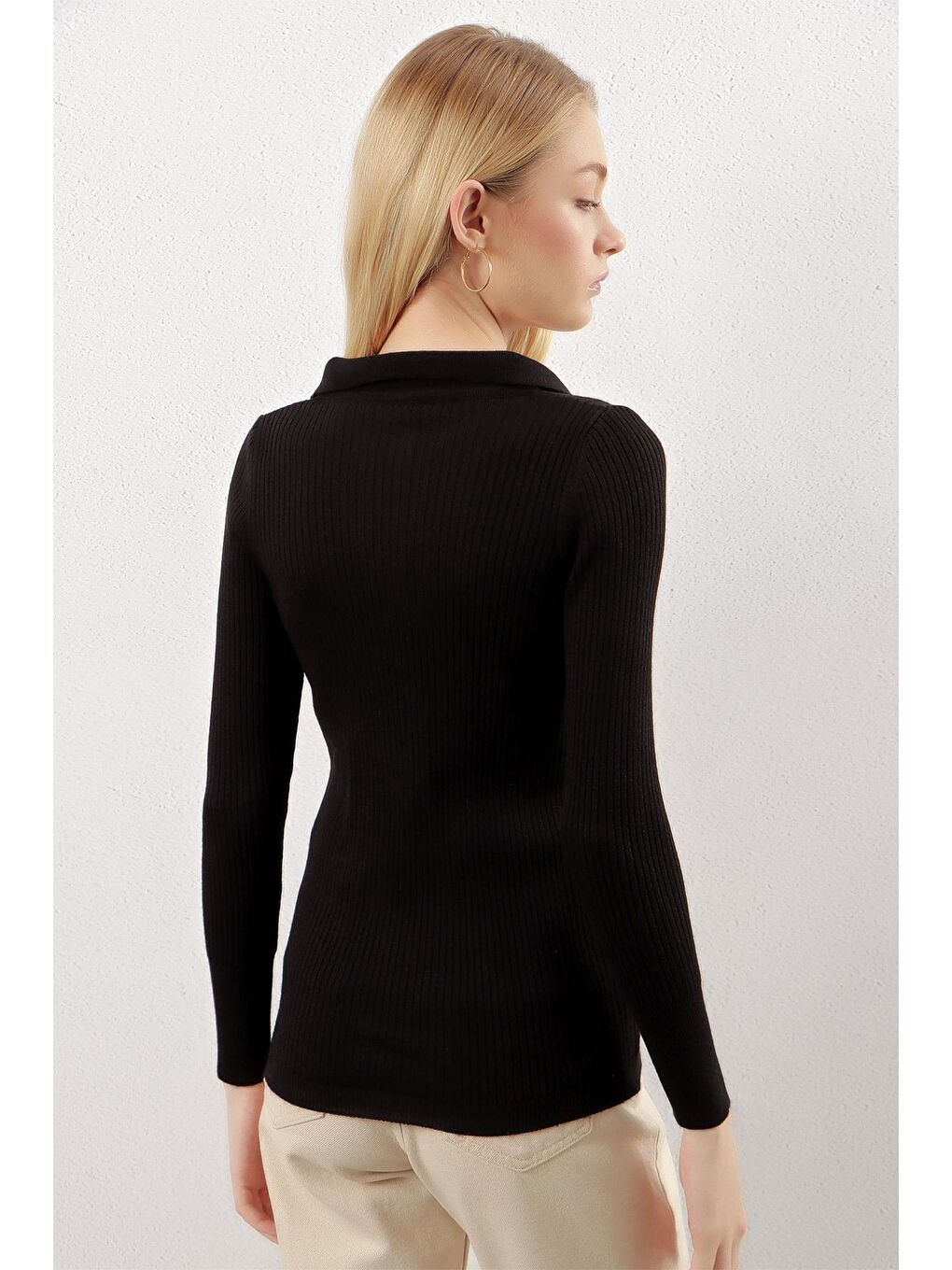 Kadın Siyah Polo Yaka Fitilli Basic Body Triko Kazak-4