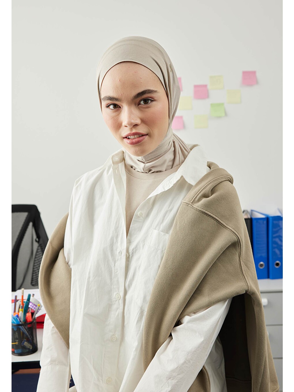 Bej Athletic Hijab Taş-2