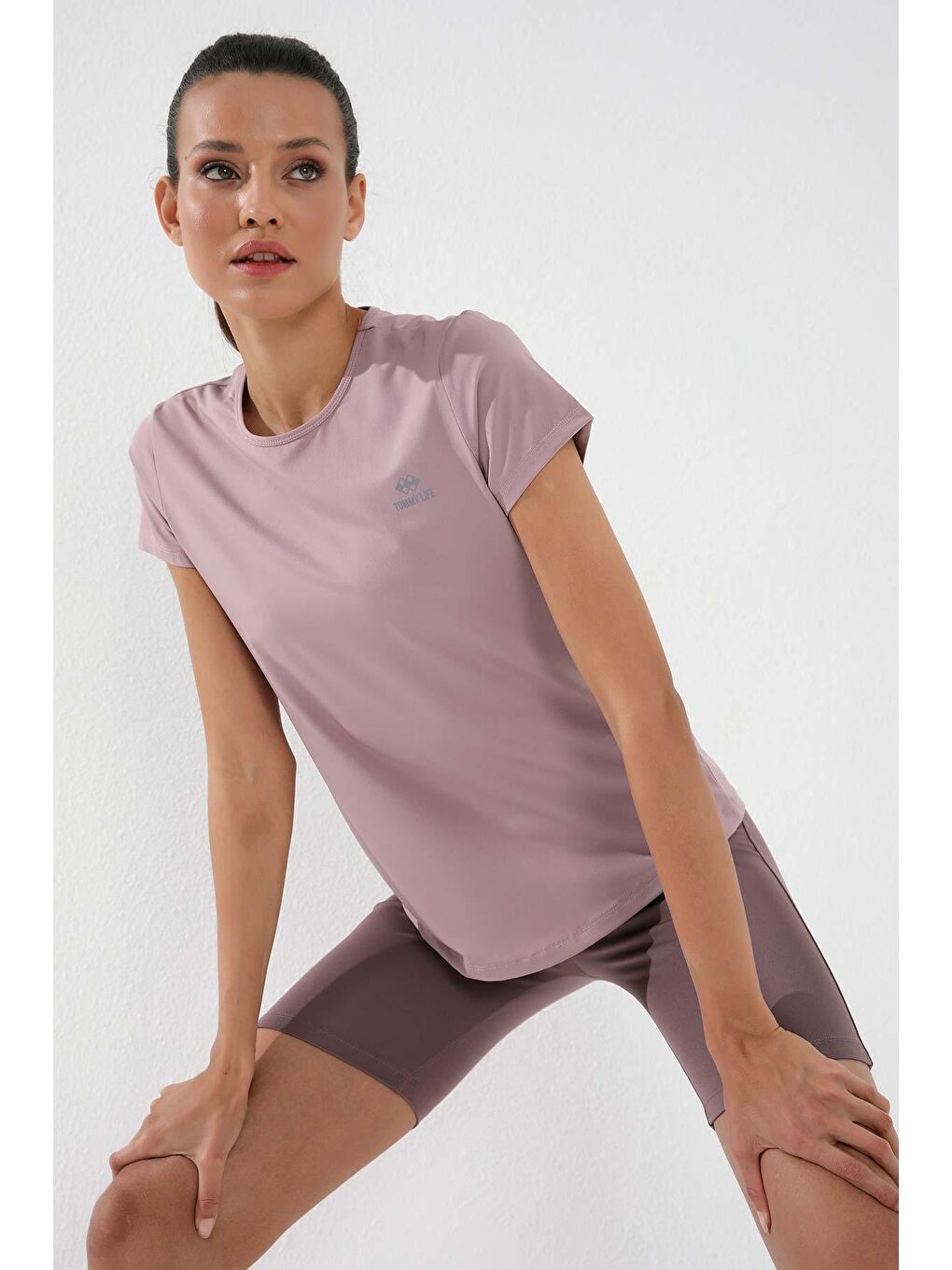 Pembe Gül Kurusu Basic Kısa Kol Standart Kalıp O Yaka Kadın Tişört - 97144-1