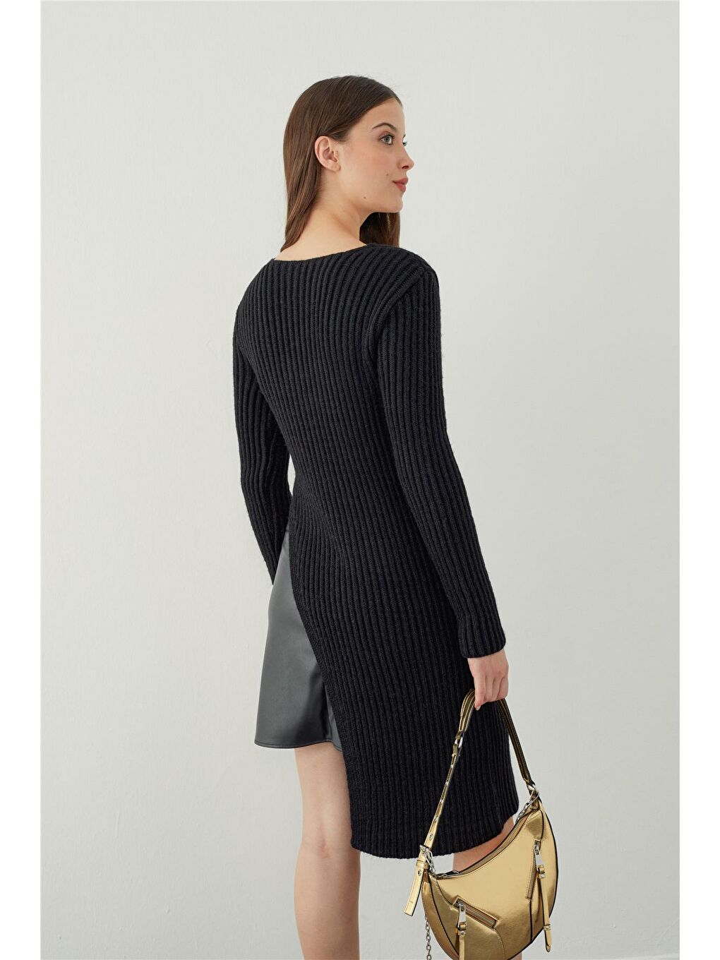 Siyah Asimetrik Kesim Triko Tunik-3