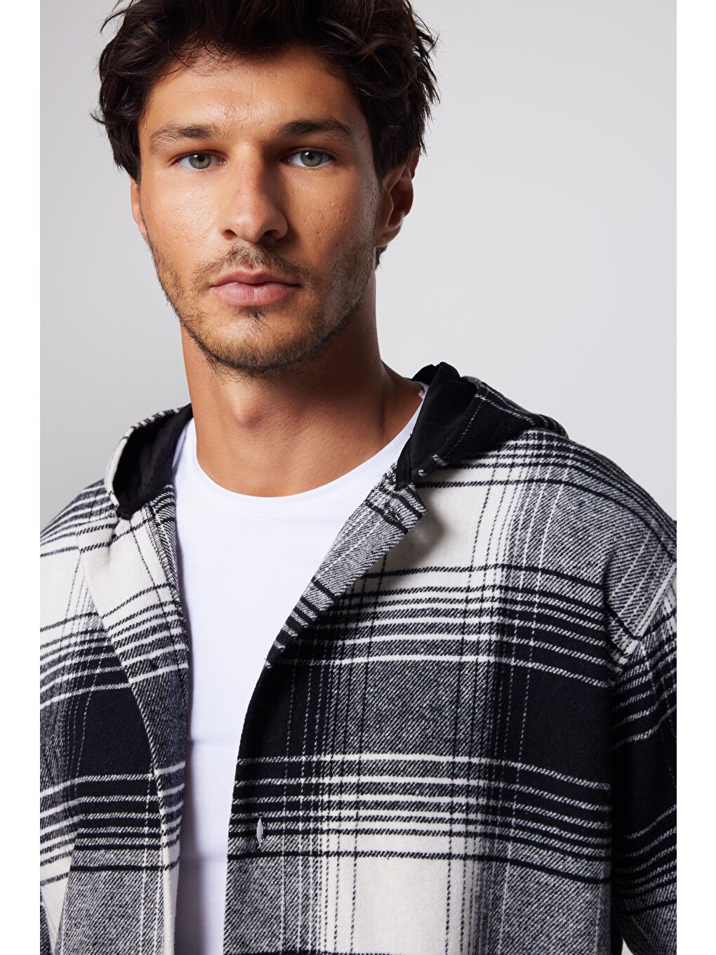 Karışık Relax Fit Kapüşonlu Ekose Fleto Cep Oduncu Erkek Gömlek