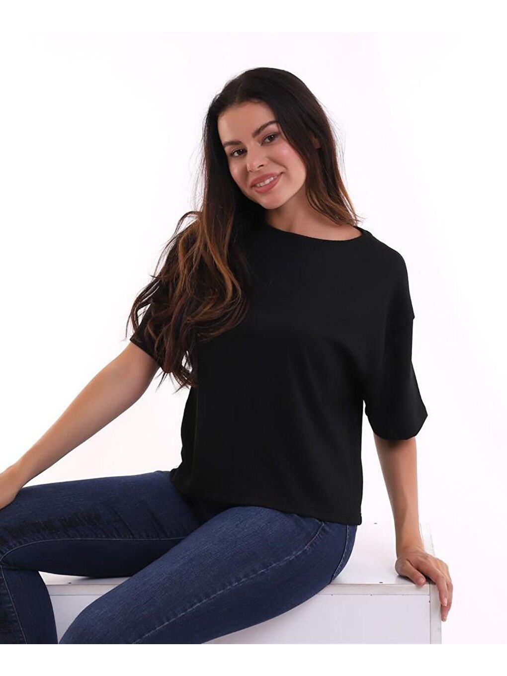 Siyah Oversize Bürümcük Kumaş Kadın Tişört-1