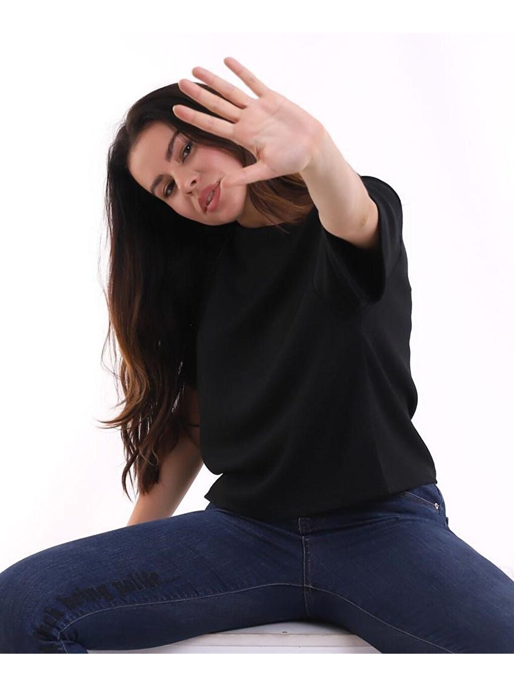 Siyah Oversize Bürümcük Kumaş Kadın Tişört-3