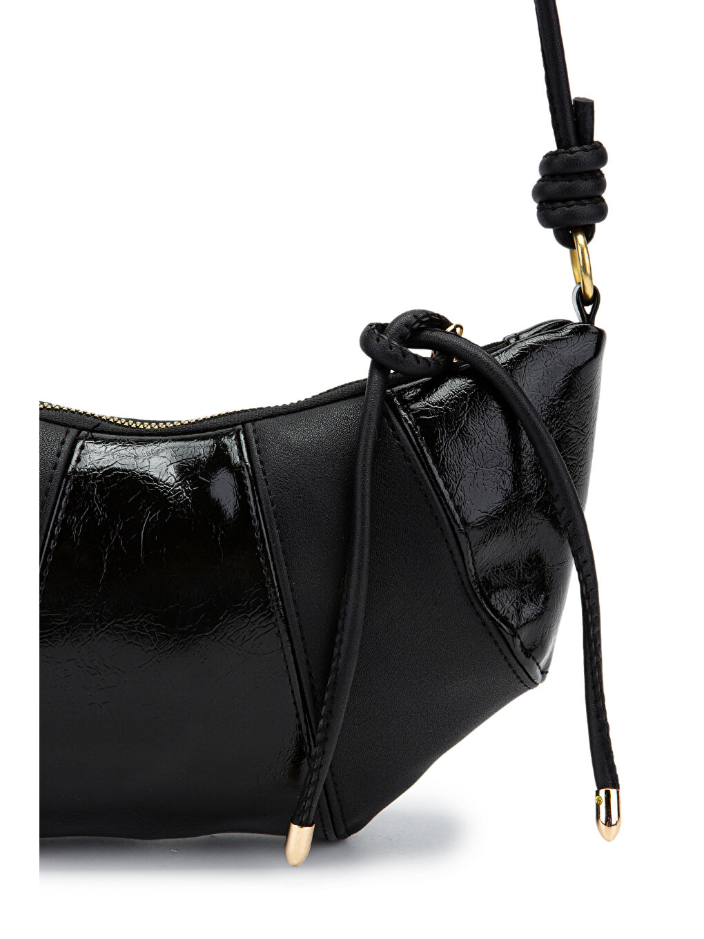 İp Sarkıt Detaylı Suni Deri Bohem Tarz Wade Kadın Çapraz Çanta Siyah-1