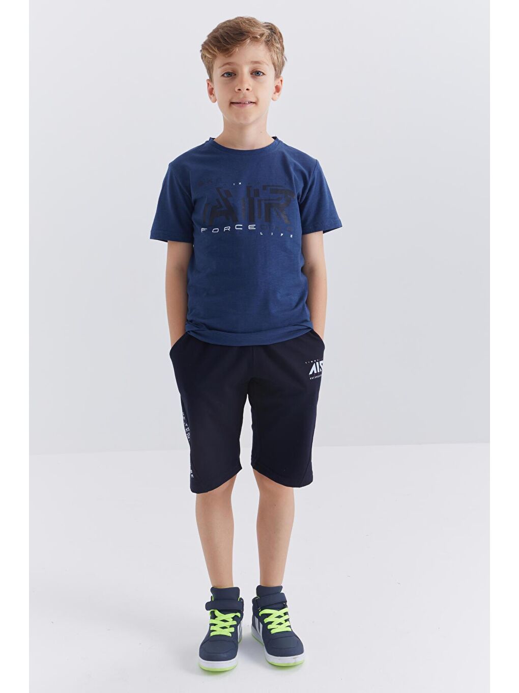 İndigo Air Baskılı O Yaka Kısa Kol Erkek Çocuk Tişört  - 10852-1