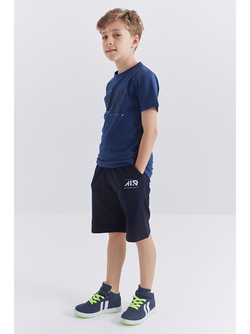 İndigo Air Baskılı O Yaka Kısa Kol Erkek Çocuk Tişört  - 10852-3