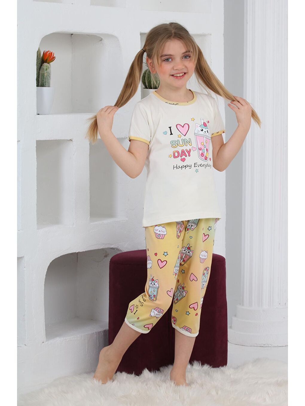 Kapi Kids Ekru Kız Çocuk Kaprili-Baskılı Pijama Takımı 3-11 Yaş 6083-84