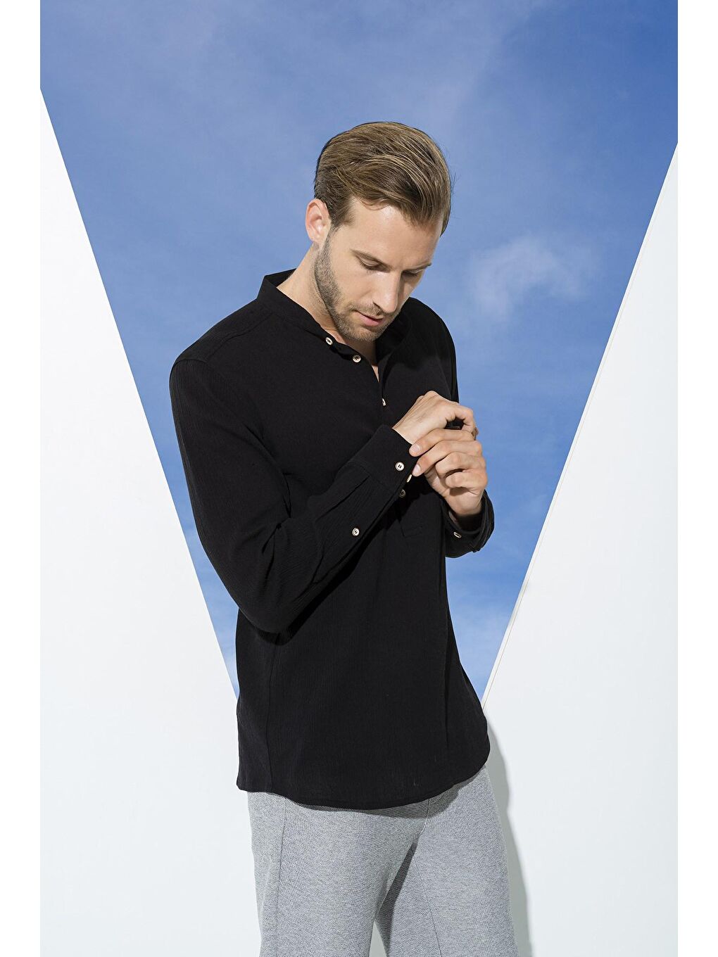 Organik Cepli Hakim Yaka Uzun Kol Siyah Gömlek-4
