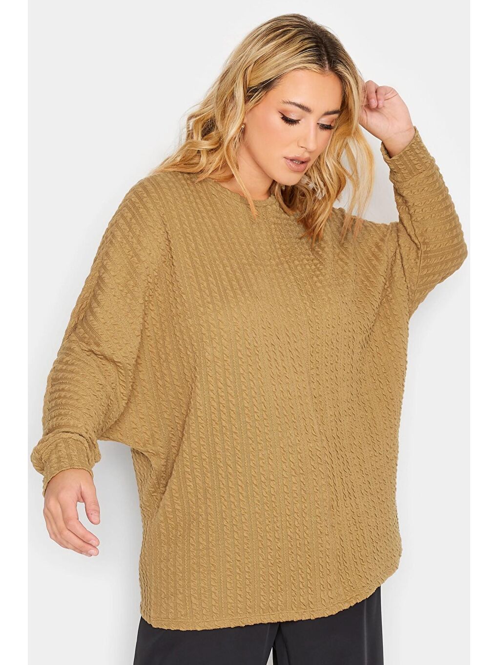 Bej Büyük Beden Bisiklet Yaka Uzun Yarasa Kol İnce Bluz 301719