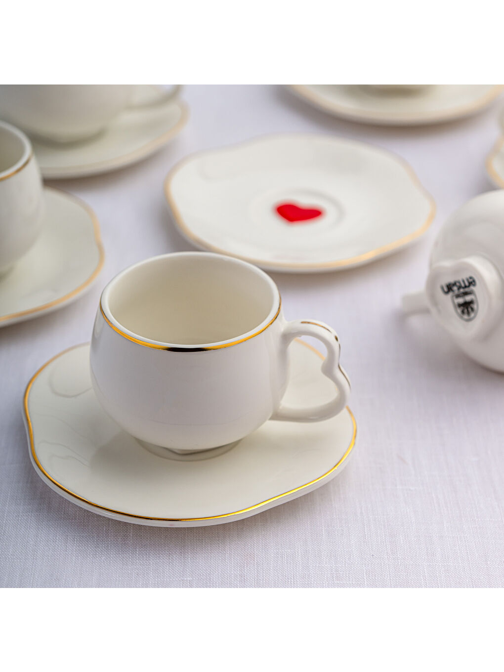 Beyaz Kalpten Kalbe 6 Kişilik Kahve Fincan Takımı 90 ml-8