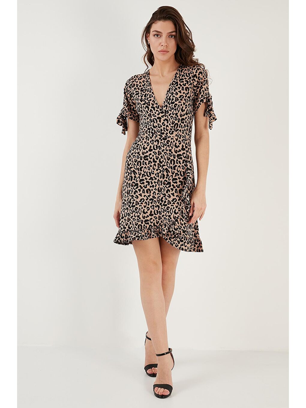 Kahverengi Dar Kesim Kruvaze Yaka Fırfır Detaylı Mini Elbise 5863719-3