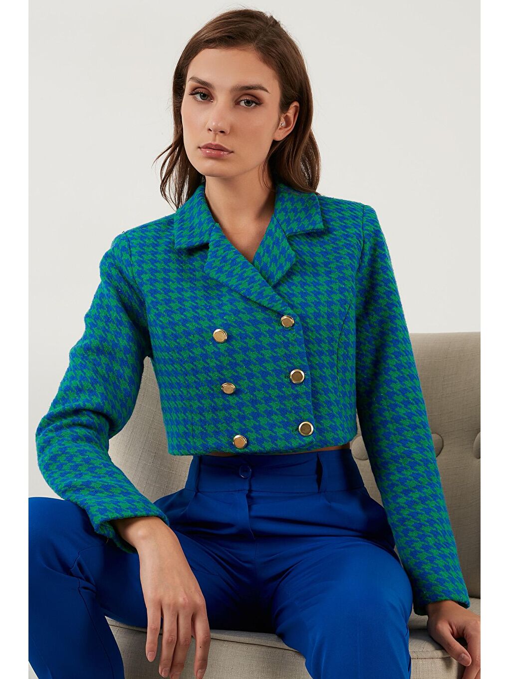 Yeşil Kazayağı Desenli Düğmeli Slim Fit Crop Ceket 611C007