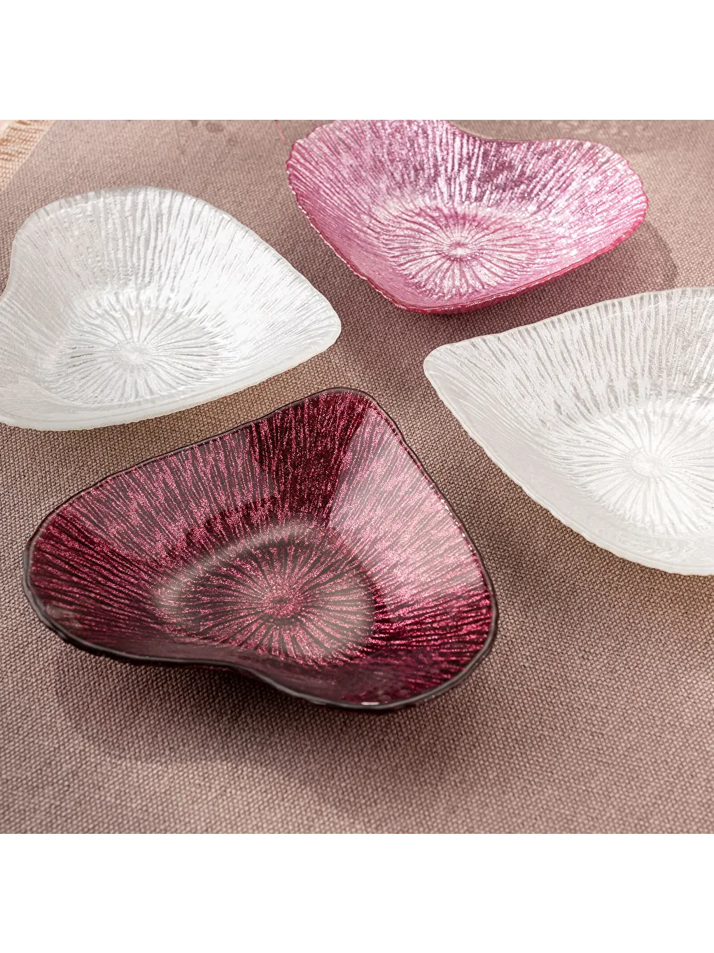 Kırmızı Amore 4 Parça Cam Kase 16 cm-8