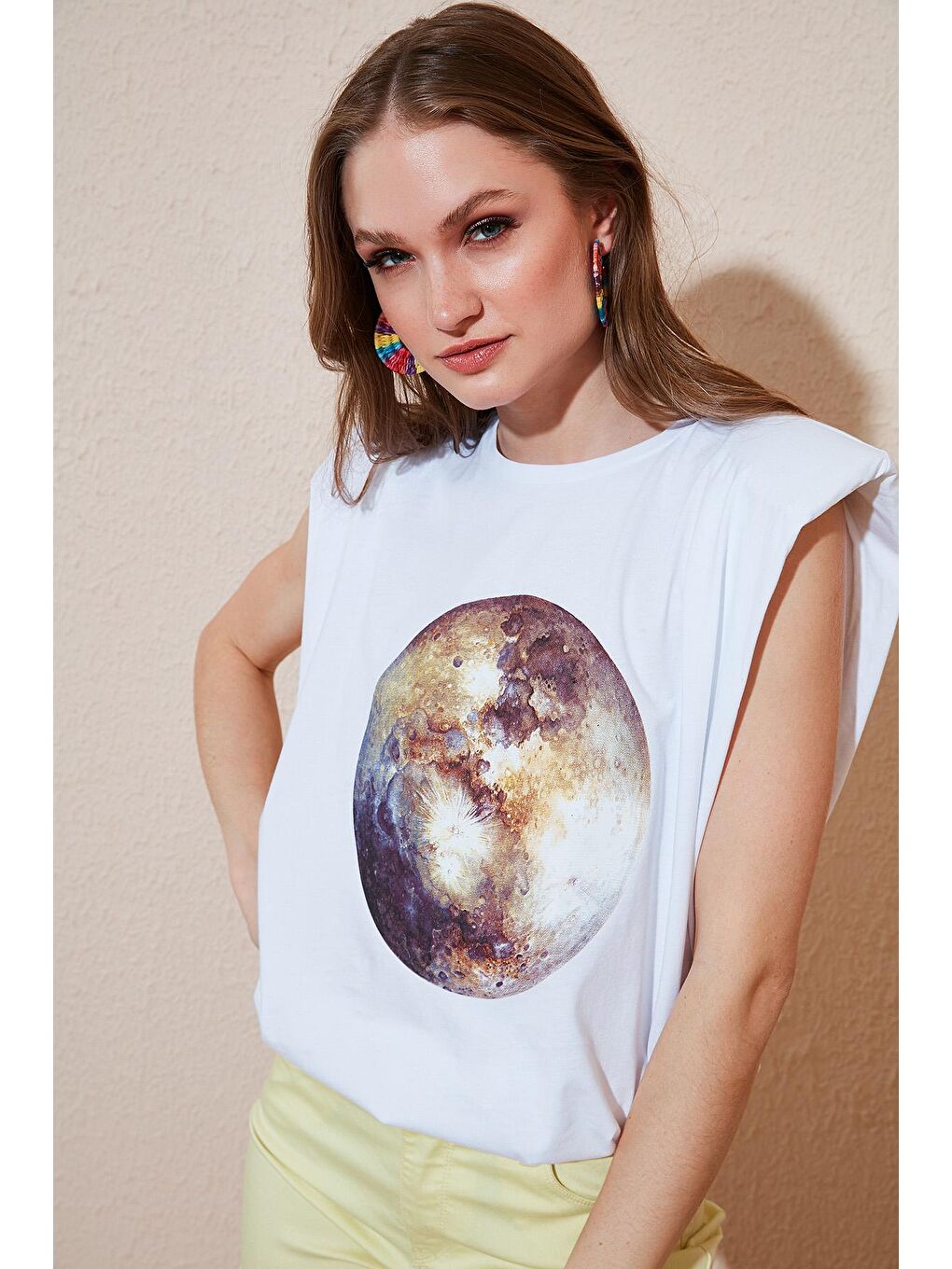 Beyaz Baskılı Bisiklet Yaka Vatkalı % 100 Pamuk T Shirt 6001007