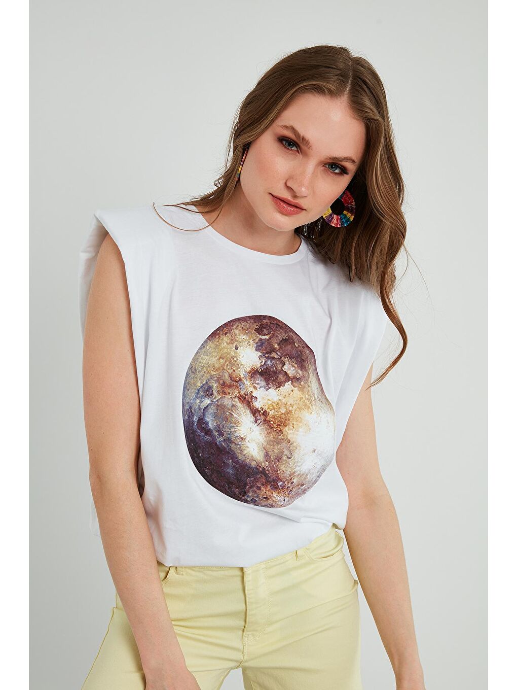 Beyaz Baskılı Bisiklet Yaka Vatkalı % 100 Pamuk T Shirt 6001007-2