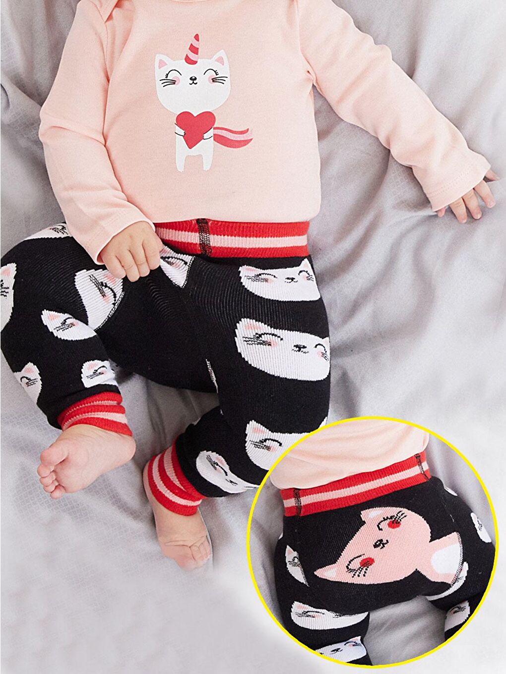 Denokids Karışık Kedi Desenli Kız Bebek Tayt Pantolon