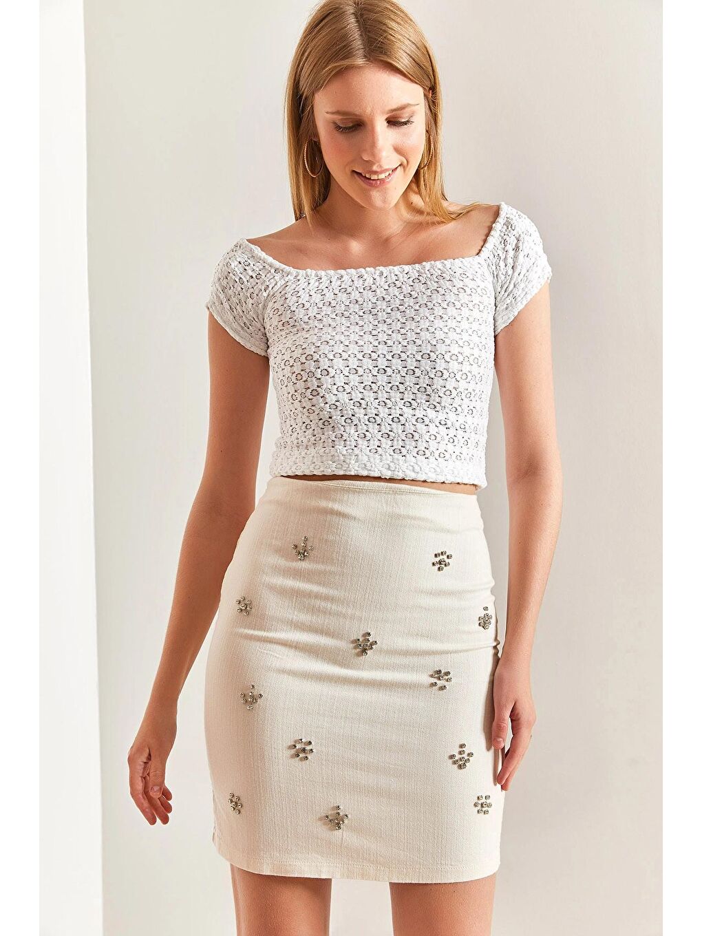 Bej Kadın Taş İşlemeli Gabardin Etek-1