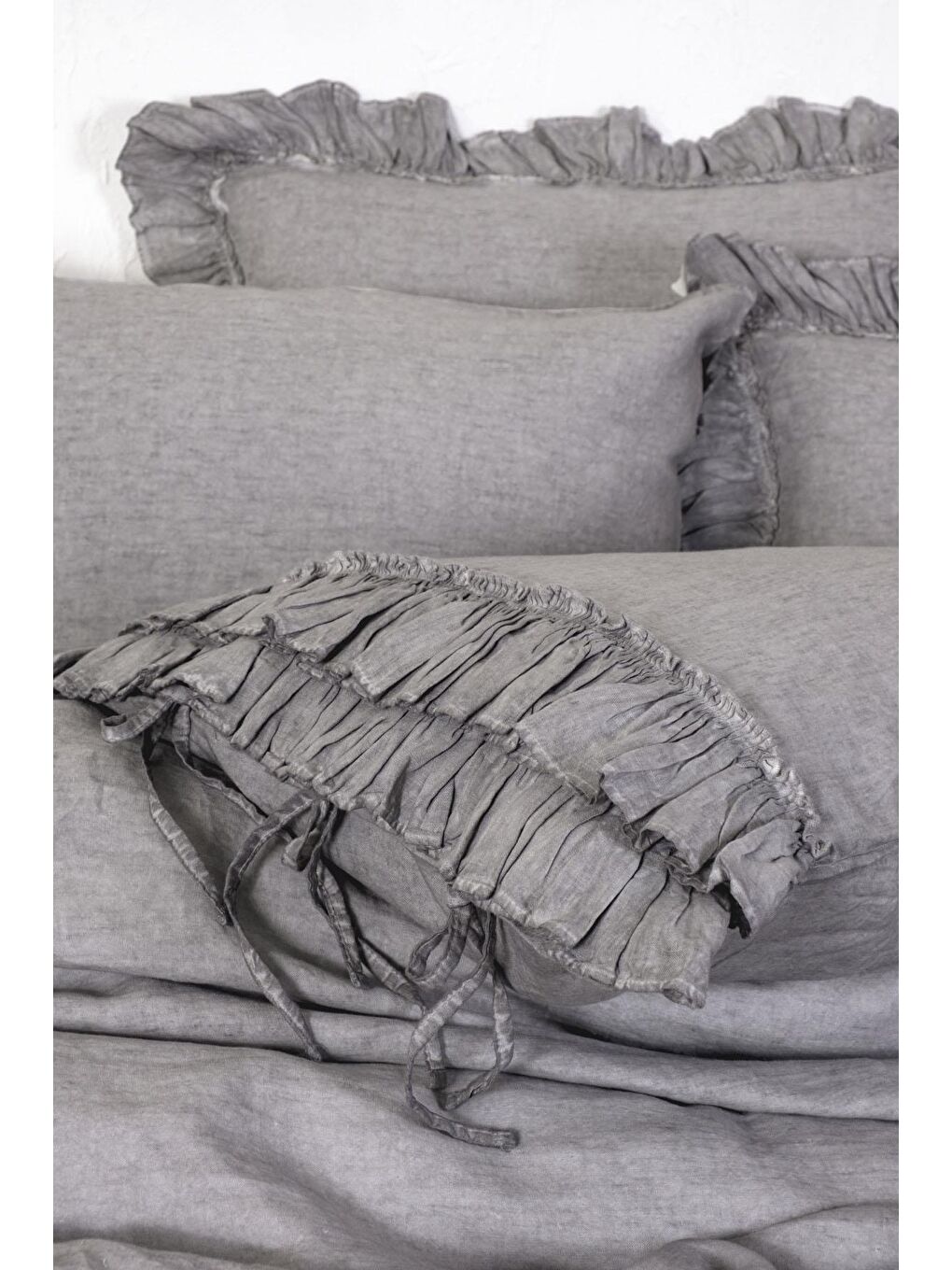 Miranda Battal Boy Nevresim Takımı %100 Keten Parça Boya Gri 240x220 Cm-2