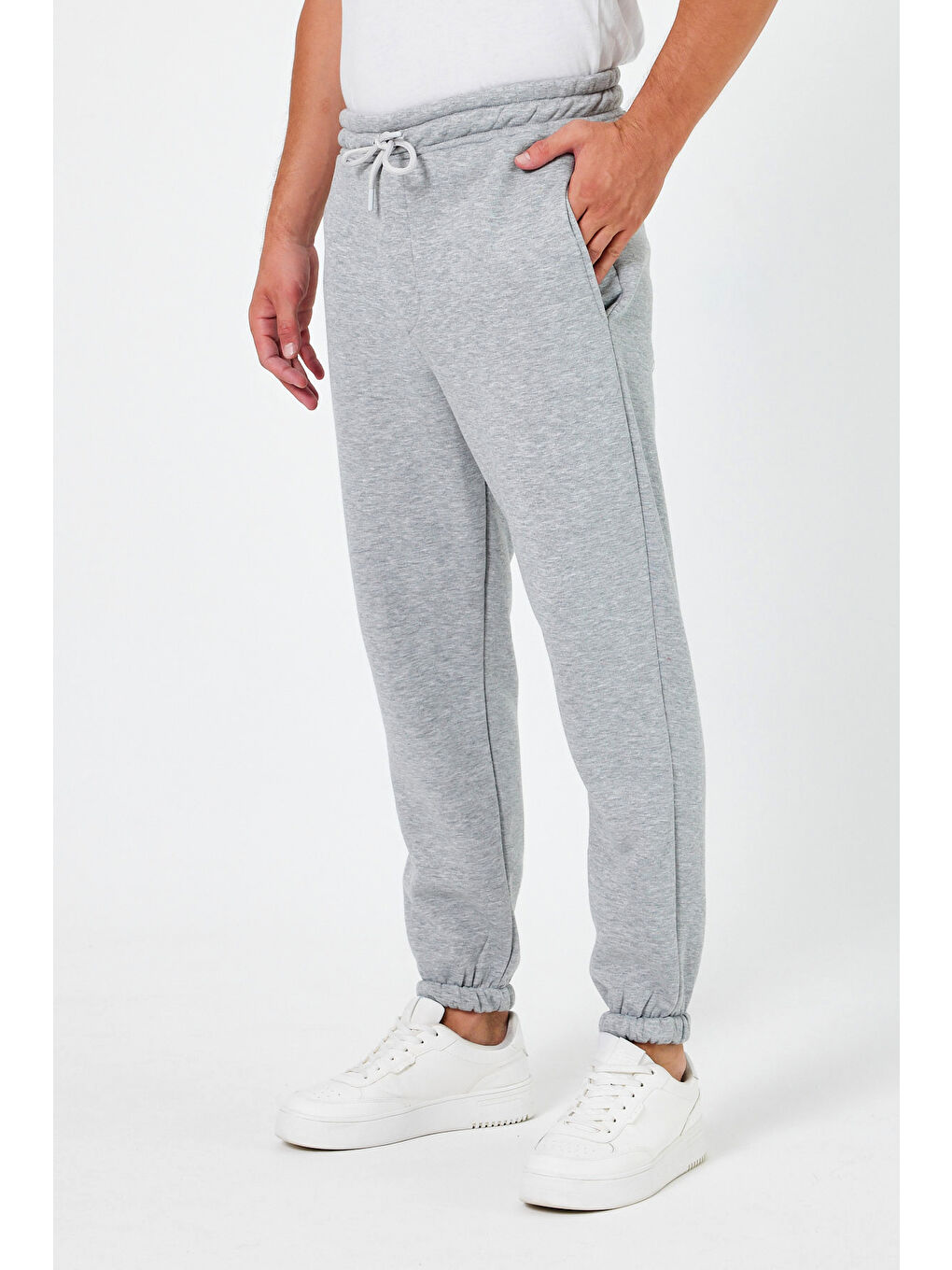 Gri Regular/Normal Kesim Paçası Lastikli İçi Polar/Sıcak Tutan Erkek Jogger Eşofman Altı-1