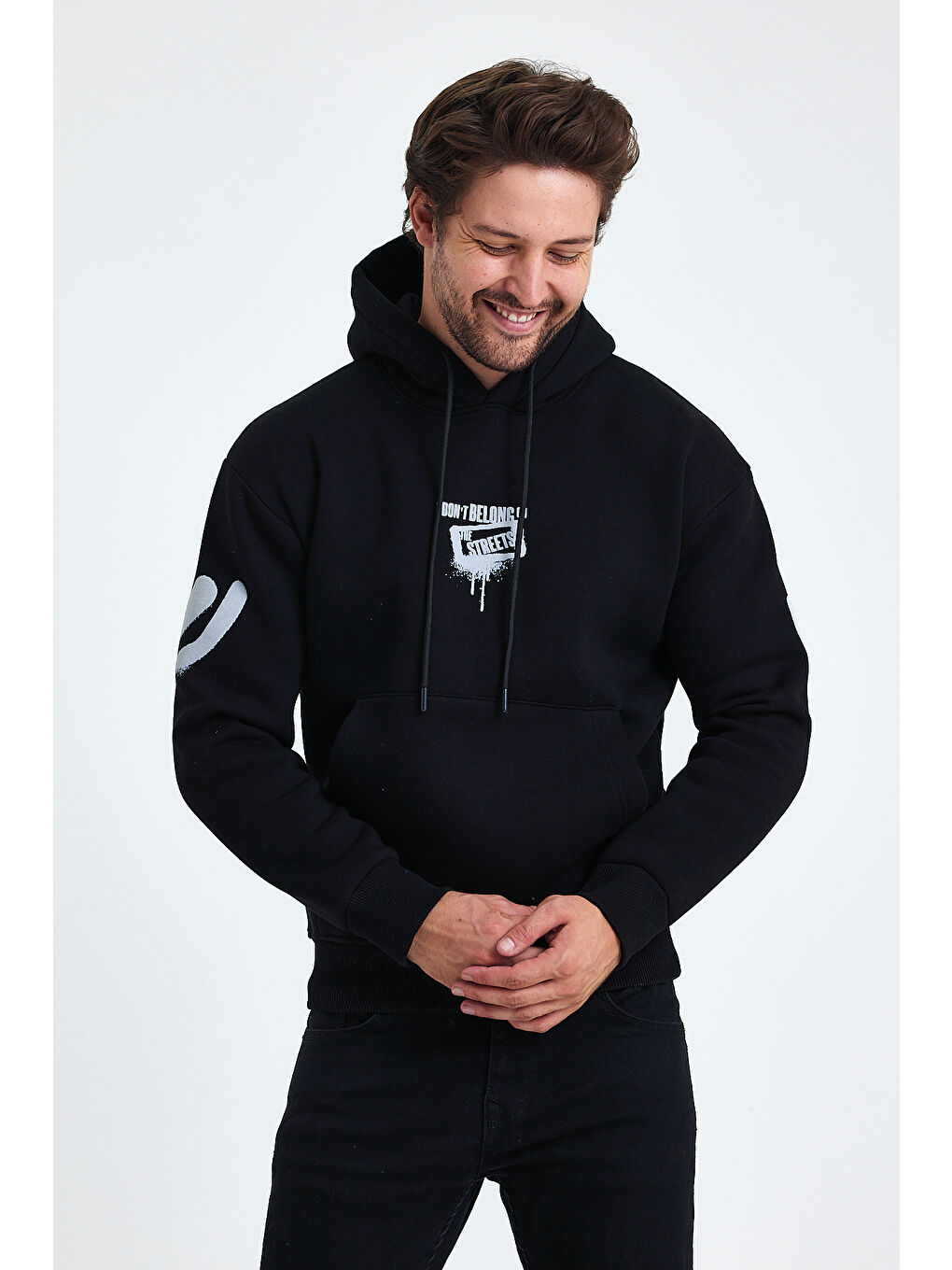 Siyah Standart Fit Normal Kesim Içi Polarlı 3 Iplik Kapüşonlu Pamuklu Erkek Hoodie-1