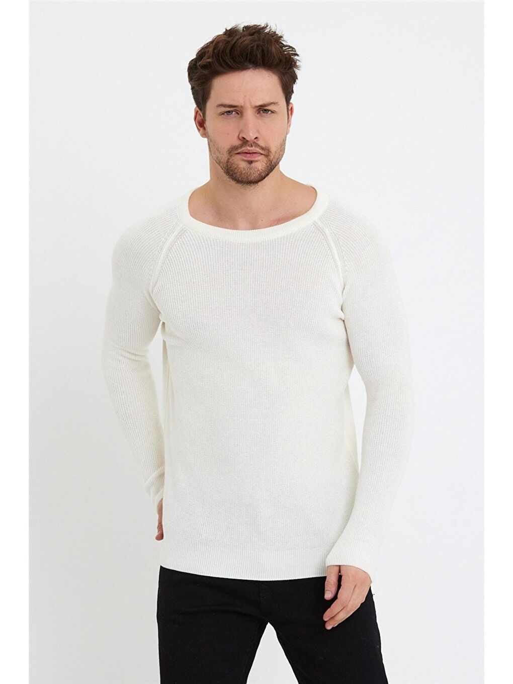 Erkek Beyaz Geniş Yaka Triko Kazak