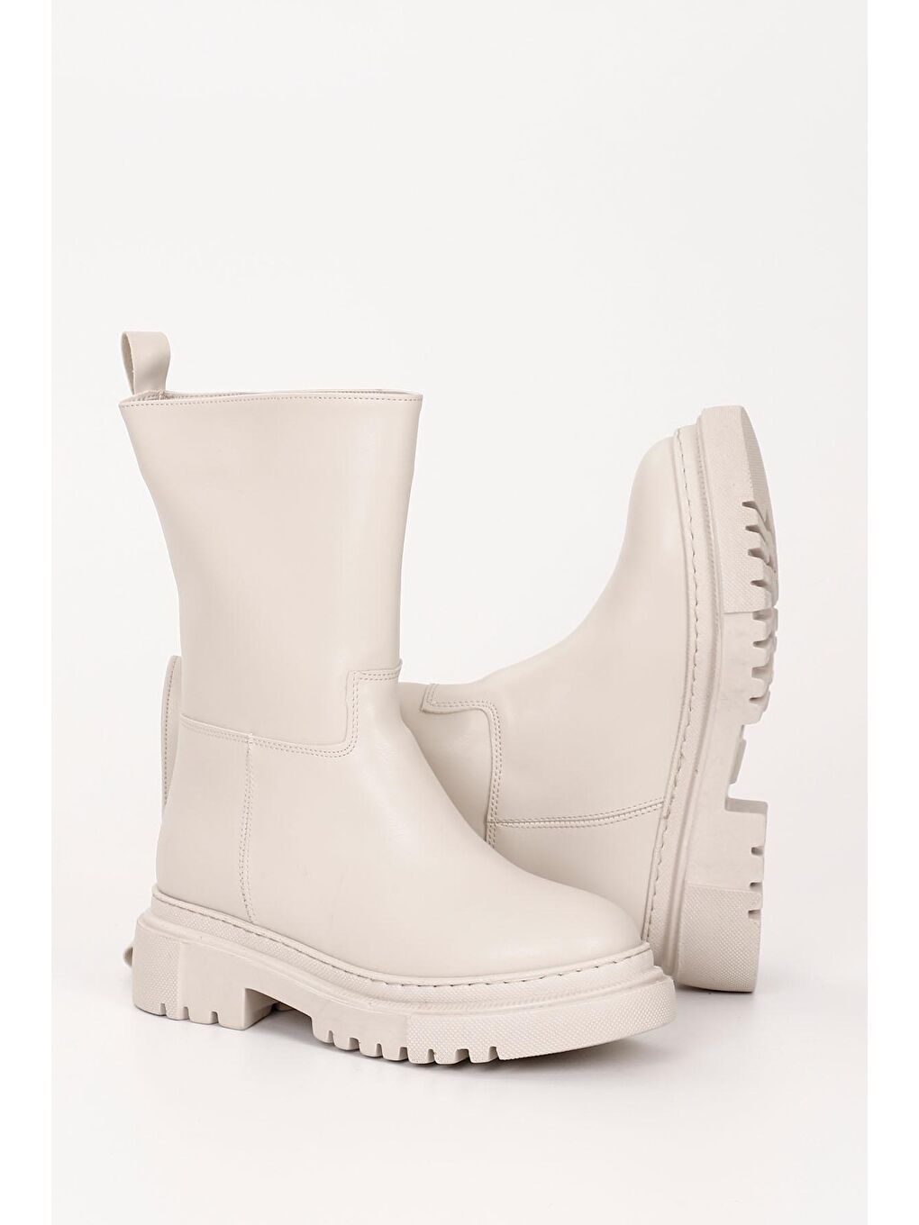 Bej NUDE  Yuvarlak Burun Topuklu Kadın Günlük Bot 37530