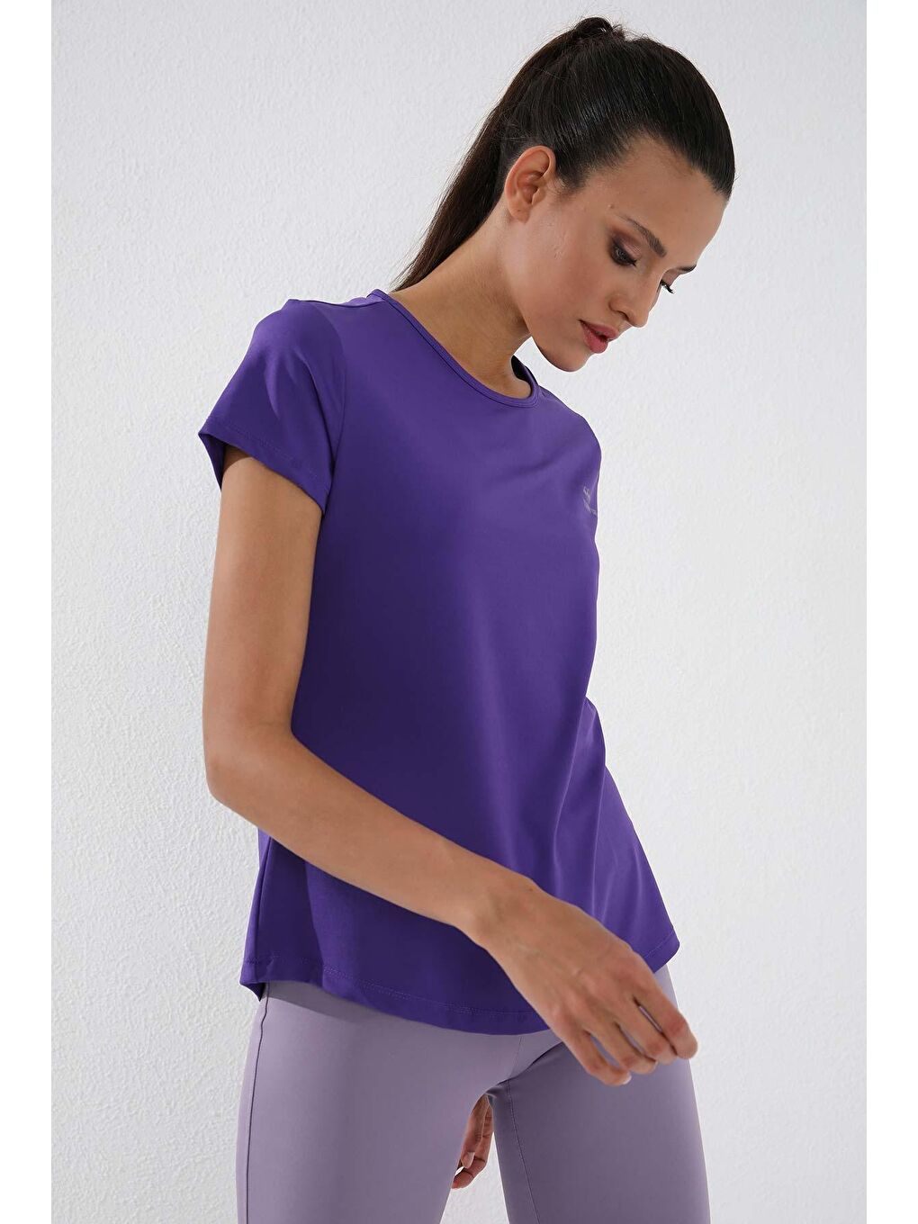Mor Basic Kısa Kol Standart Kalıp O Yaka Kadın Tişört - 97144-3