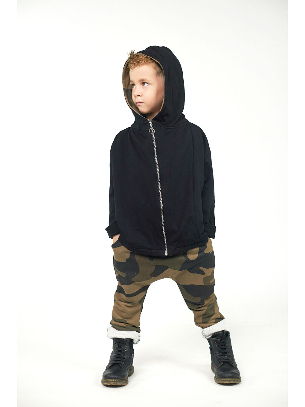 Haki Kamuflaj Desen Harem Pantolon   Haki Siyah Kamuflaj Kapüşonlu Fermuarlı Sweat-1